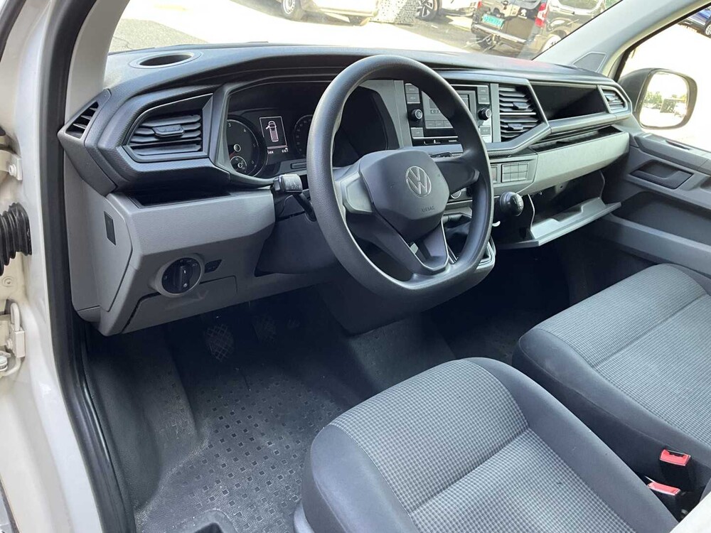 Volkswagen Transporter 2.0 TDI L2H1 XL 150pk 3-Persoons 2023 V-03-RHD (35.404km)