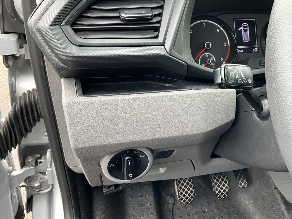 Volkswagen Transporter 2.0 TDI L2H1 XL 150pk 3-Persoons 2023 V-05-RGN (35.548km)