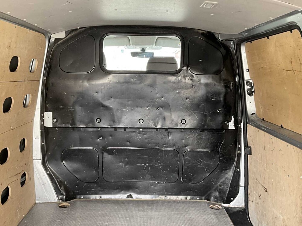 Volkswagen Transporter 2.0 TDI L2H1 XL 150pk 3-Persoons 2023 V-05-RGN (35.548km)