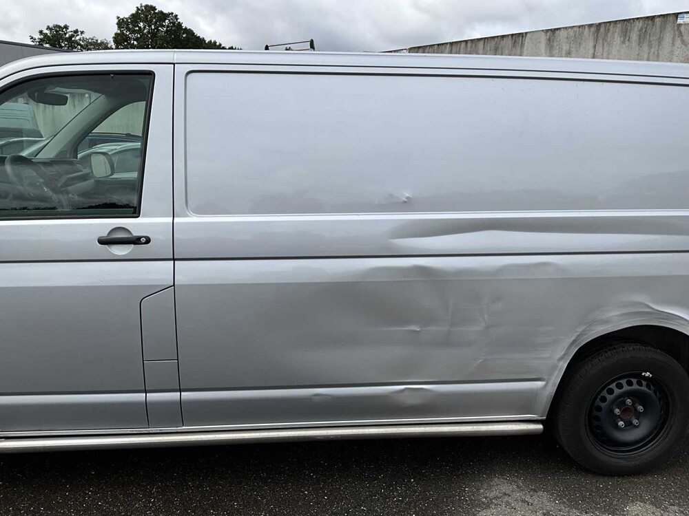 Volkswagen Transporter 2.0 TDI L2H1 XL 150pk 3-Persoons 2023 V-05-RGN (35.548km)