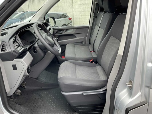 Volkswagen Transporter 2.0 TDI L2H1 XL 150pk 3-Persoons 2023 V-05-RGN (35.548km)