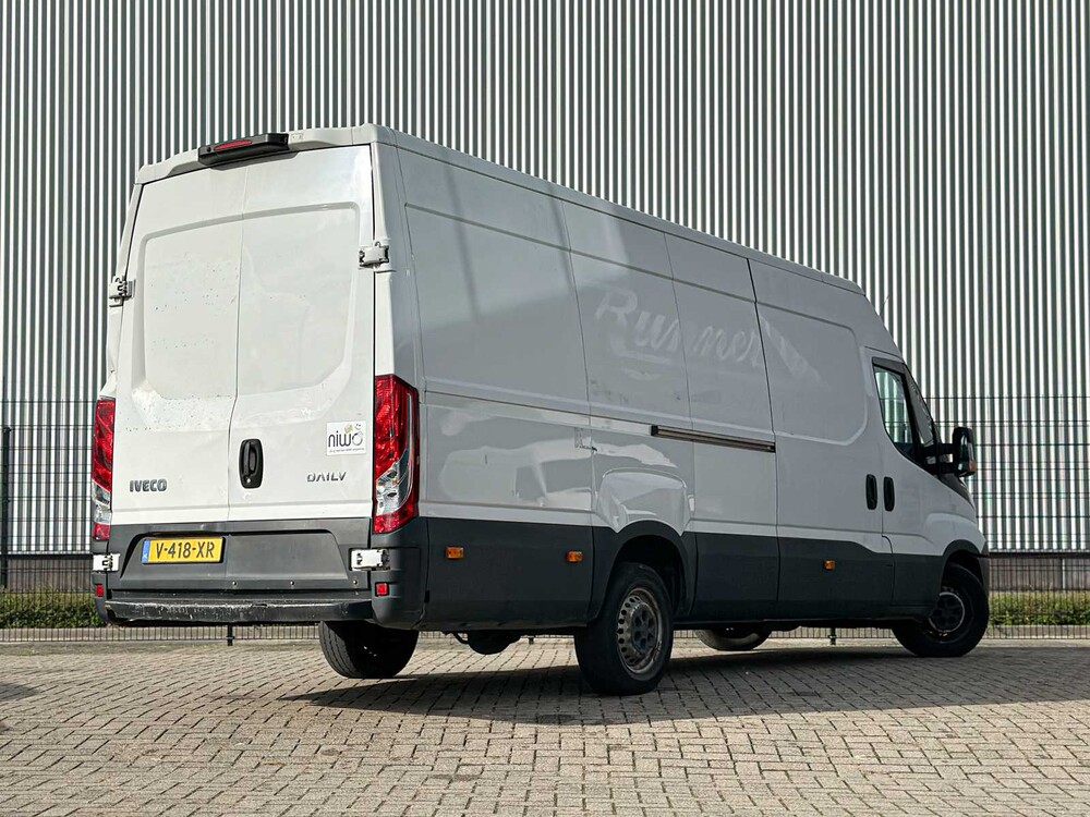 Iveco Daily 35S13V 2.3 410 H3 126pk 2015 (3-persoons), V-418-XR