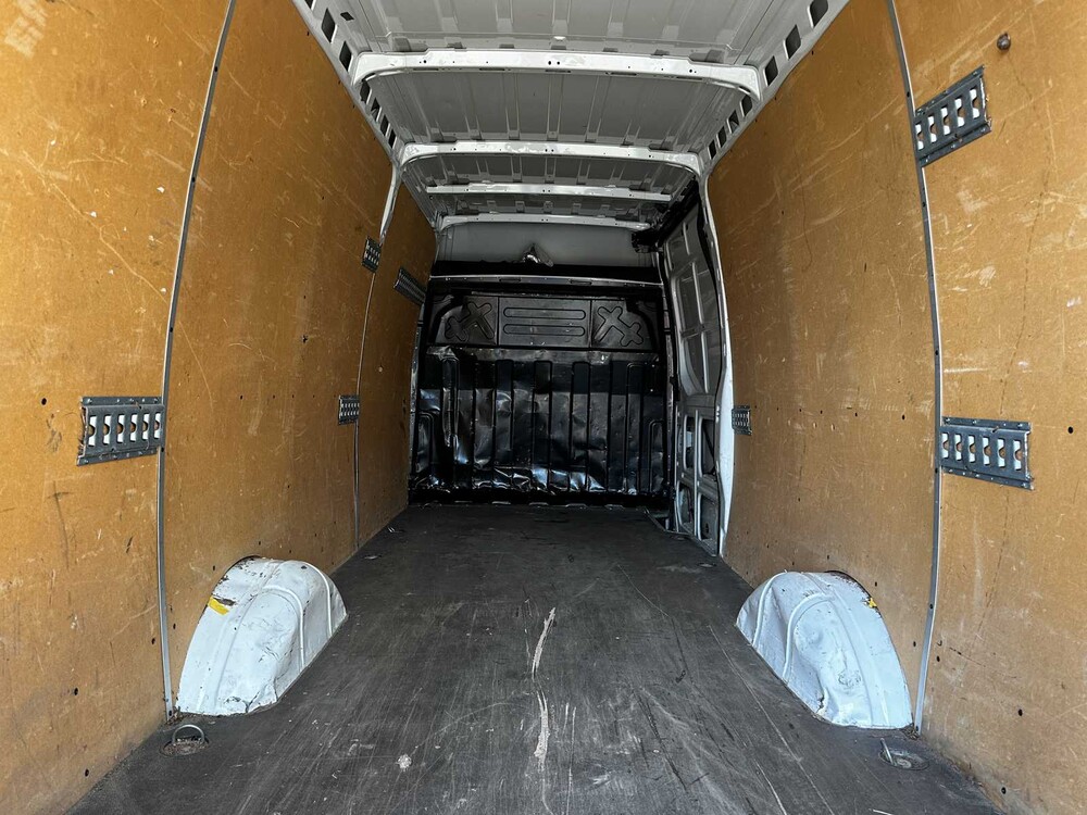 Iveco Daily 35S13V 2.3 410 H3 126pk 2015 (3-persoons), V-418-XR