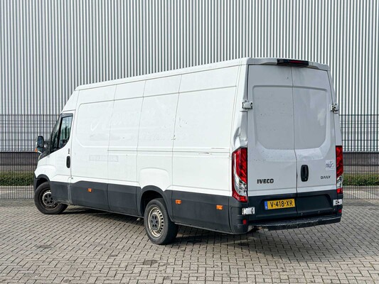Iveco Daily 35S13V 2.3 410 H3 126pk 2015 (3-persoons), V-418-XR