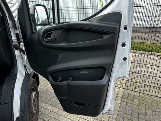 Iveco Daily 35S13V 2.3 410 H3 126pk 2015 (3-persoons), V-418-XR