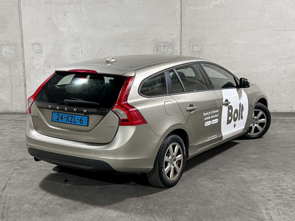 Volvo V60 1.6 D2 Kinetic 114pk 2012 (Origineel-NL) Automaat, 24-XZL-6