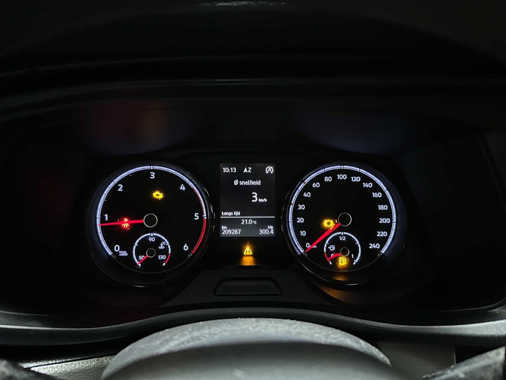 Volkswagen Transporter 2.0 TDI L2H1 109pk 2021 (Origineel-NL) Dubbele Cabine, VHJ-81-N