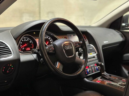 Audi Q7 3.6 FSI V6 quattro 276pk 2009 (7-persoons), HFP-34-X