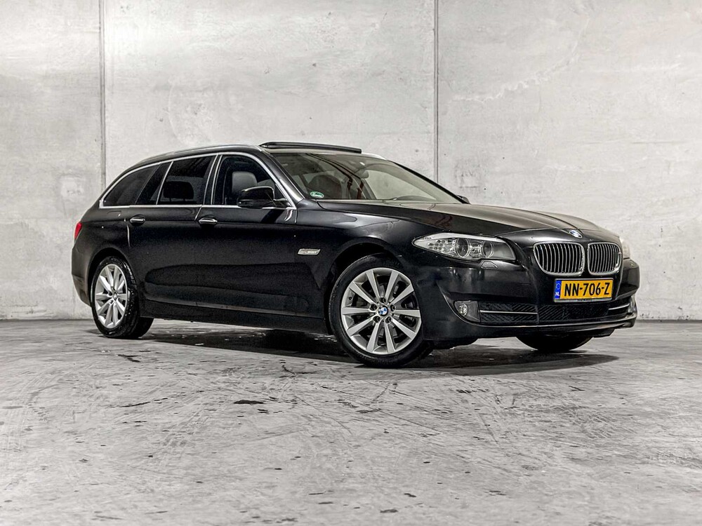 BMW 520d Touring High Executive M Sport 184pk 2013 5-serie, NN-706-Z