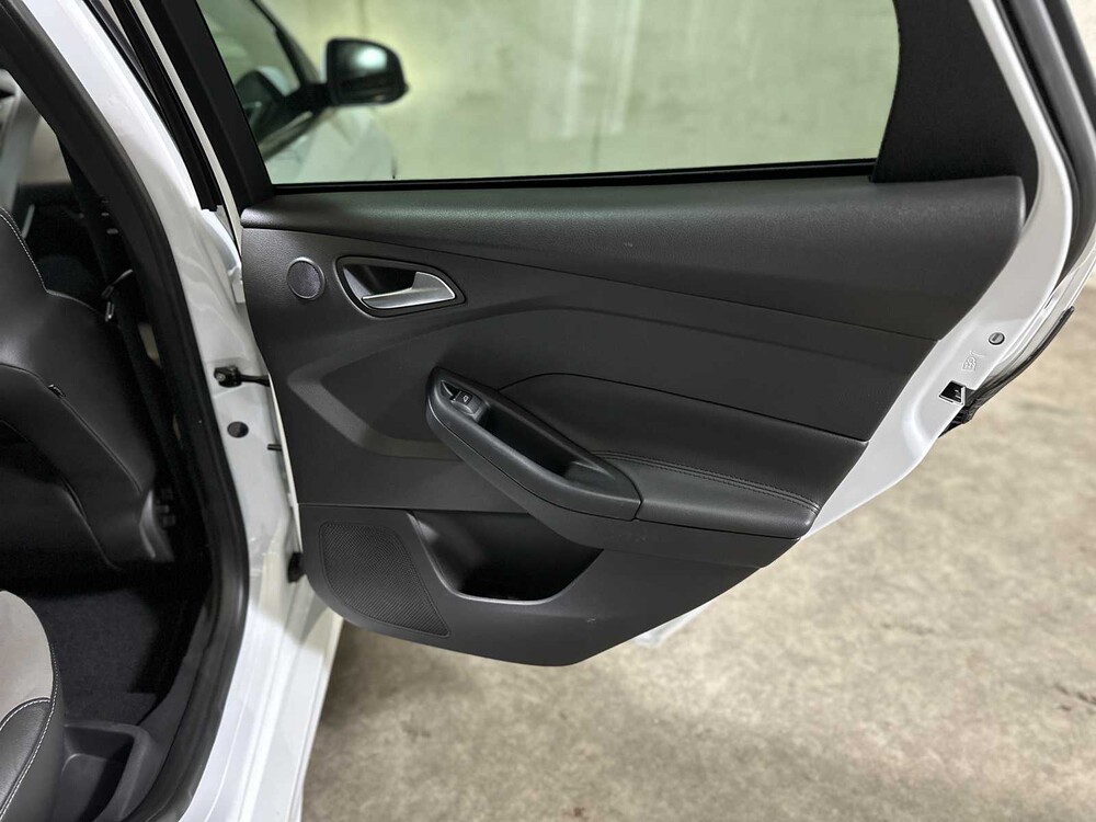 Ford Focus 2.0 EcoBoost ST-2 250pk 2013, G-282-BN