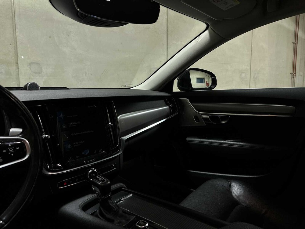 Volvo V90 2.0 D3 Momentum 150pk 2017 (Origineel-NL), PG-077-J