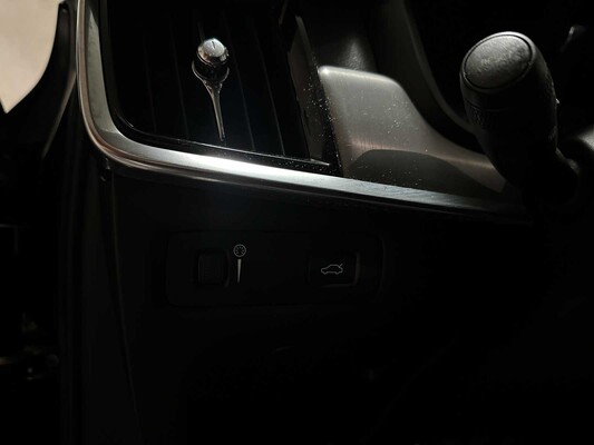 Volvo V90 2.0 D3 Momentum 150pk 2017 (Origineel-NL), PG-077-J