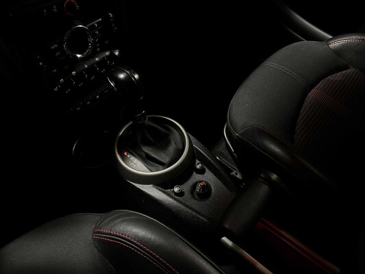 MINI Countryman 1.6 Cooper S ALL4 181pk 2011 (Automaat), HN-882-R