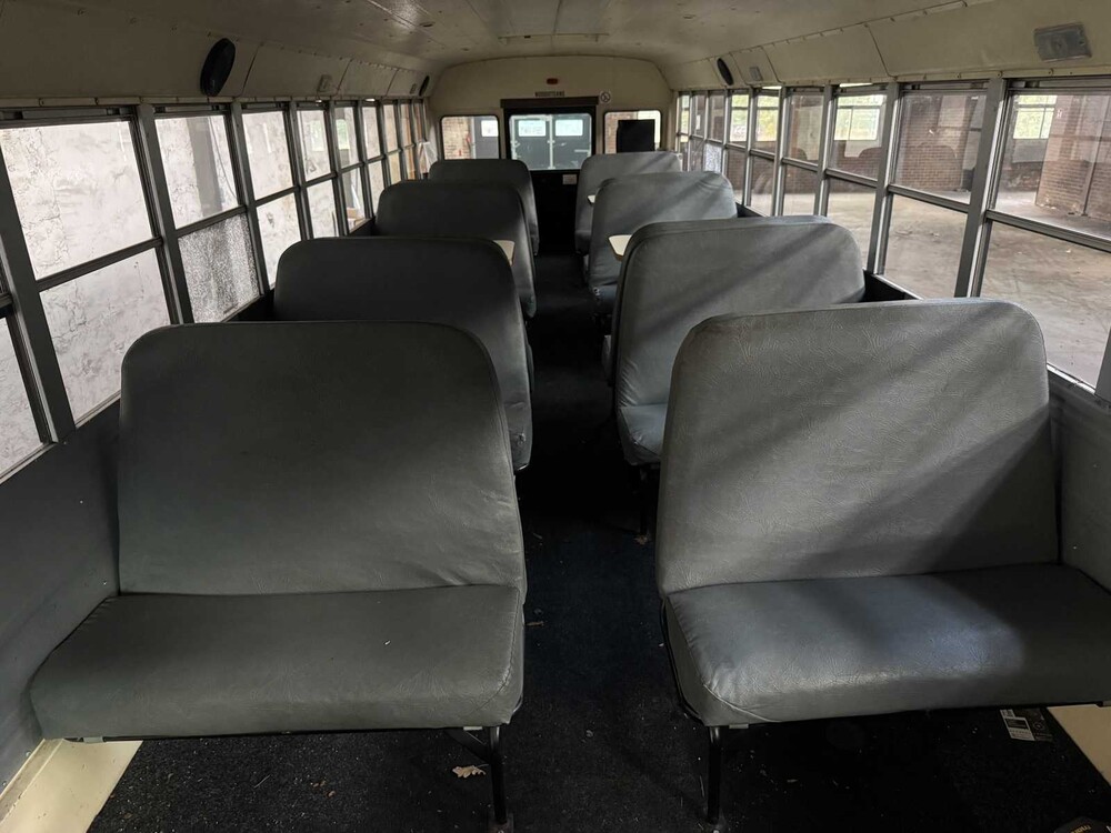 International 3700 Schoolbus 188pk 1999, BR-LH-18