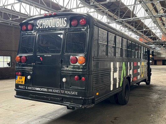 International 3700 Schulbus 188 PS 1999, BR-LH-18