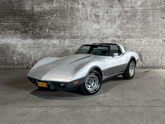 Chevrolet Corvette 5.7 V8 Convertible Two-Tone L-82 ANNIVERSARY EDITION 1 YZ 87 194hp 1978, 15-XXL-9