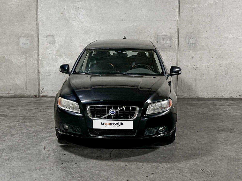 Volvo V70 2.4 D5 Momentum 185pk 2008 (Origineel-NL), 23-HHF-4
