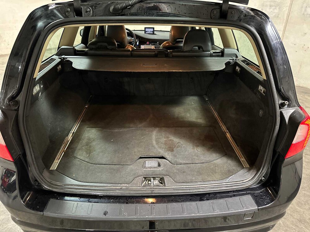 Volvo V70 2.4 D5 Momentum 185pk 2008 (Origineel-NL), 23-HHF-4