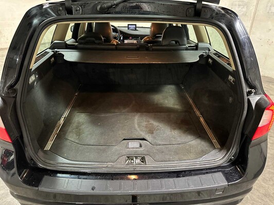 Volvo V70 2.4 D5 Momentum 185pk 2008 (Origineel-NL), 23-HHF-4