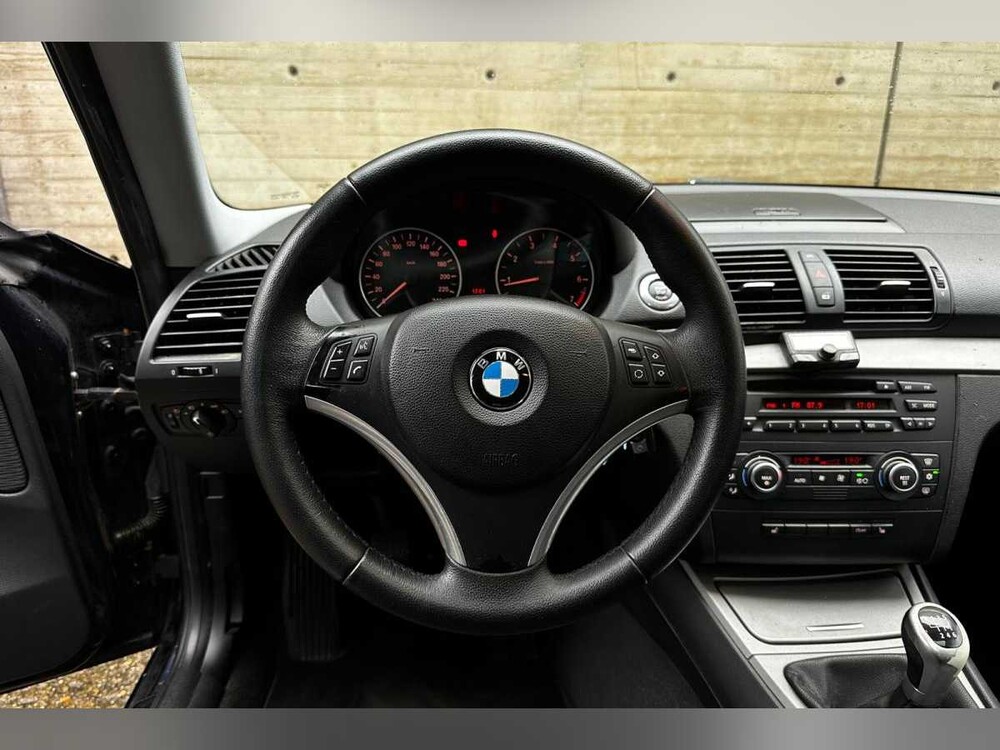 BMW 118i Business Line 143pk 2009 (origineel-NL), 27-HST-5