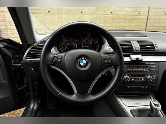 BMW 118i Business Line 143pk 2009 (origineel-NL), 27-HST-5