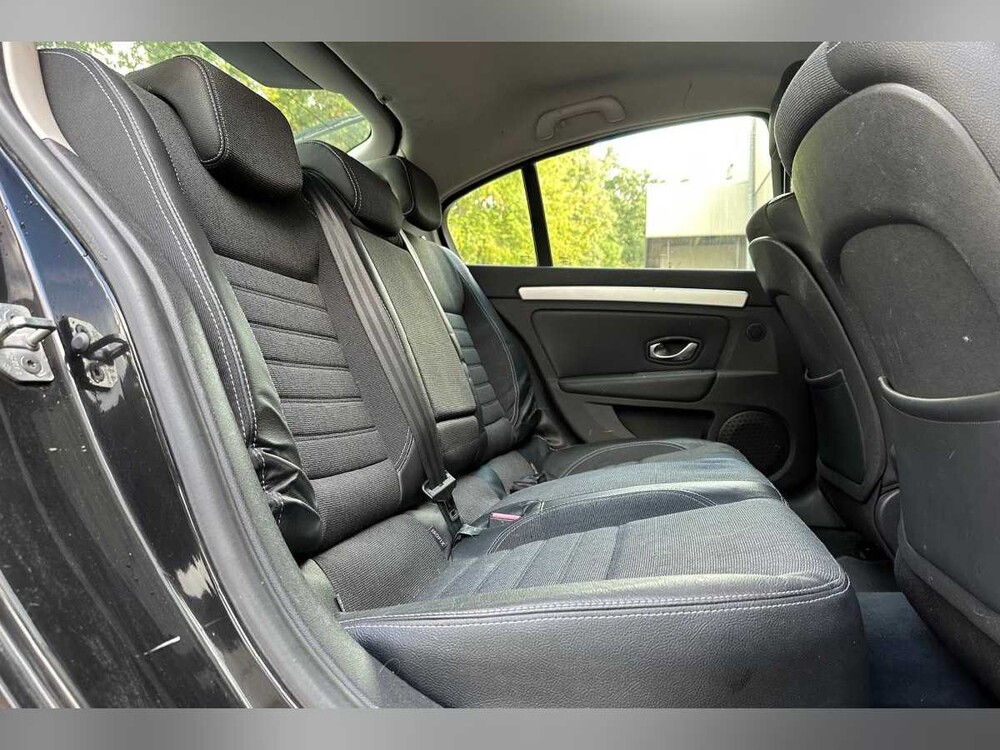 Renault Laguna 2.0 16V T Dynamique 170pk 2007 (Origineel-NL), 75-XV-RG