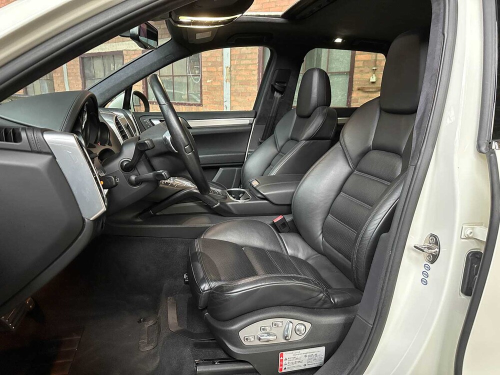 Porsche Cayenne Turbo 4.8 V8 500PK 2010 38.000KM!