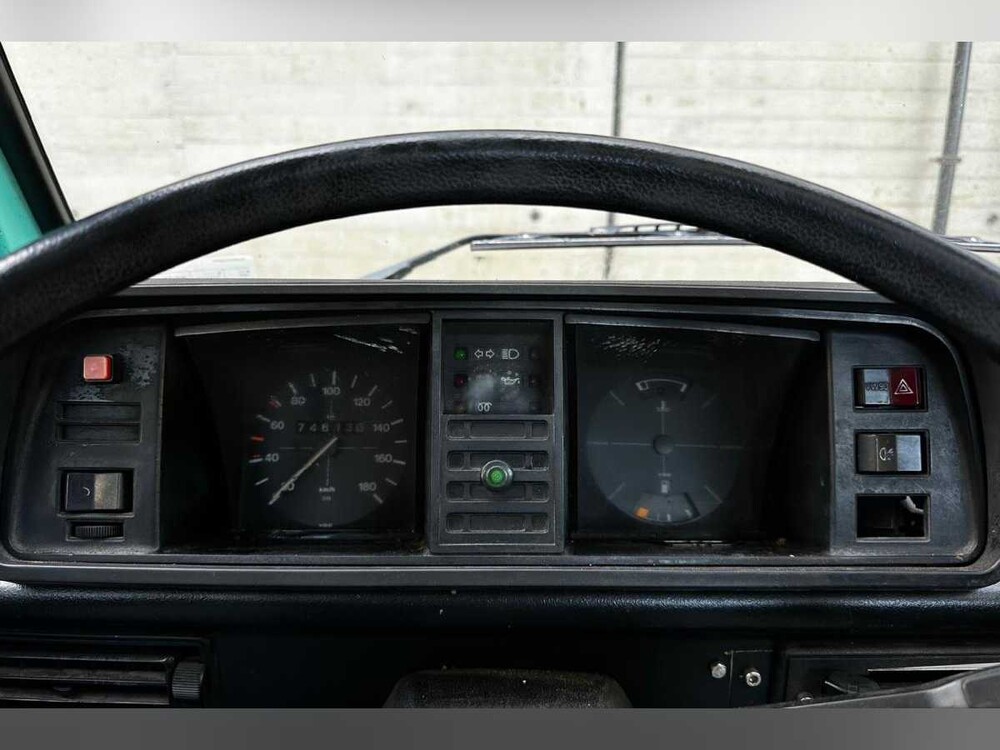Volkswagen Transporter 69 PS 1981 (Pick-up), VXF-51-Z -Oldtimer-