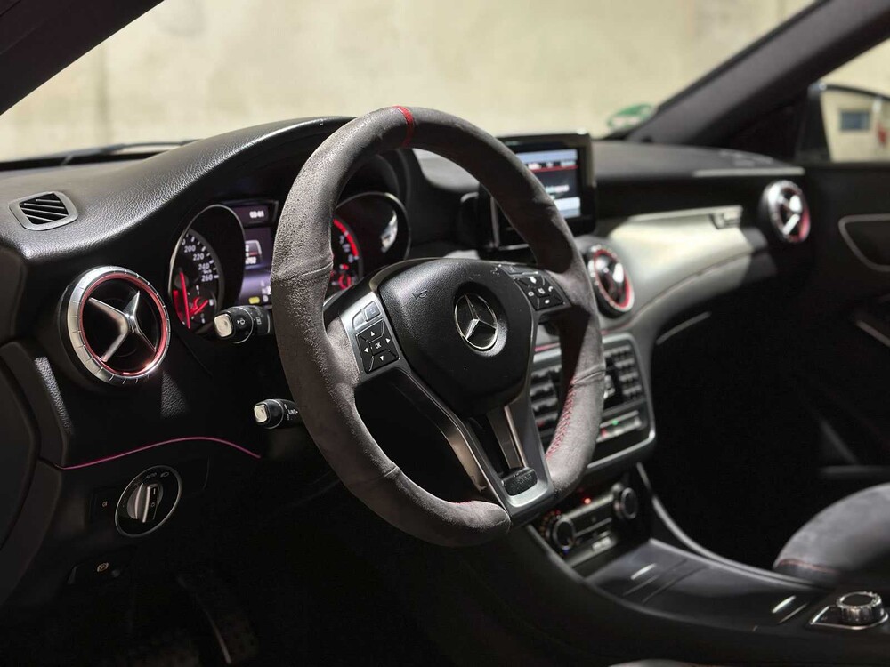 Mercedes-Benz CLA200 Edition 1 CLA-klasse 156pk 2013, 7-SBB-99