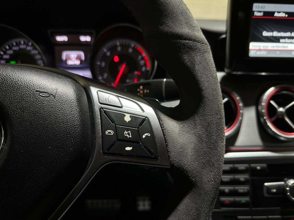 Mercedes-Benz CLA200 Edition 1 CLA-klasse 156pk 2013, 7-SBB-99