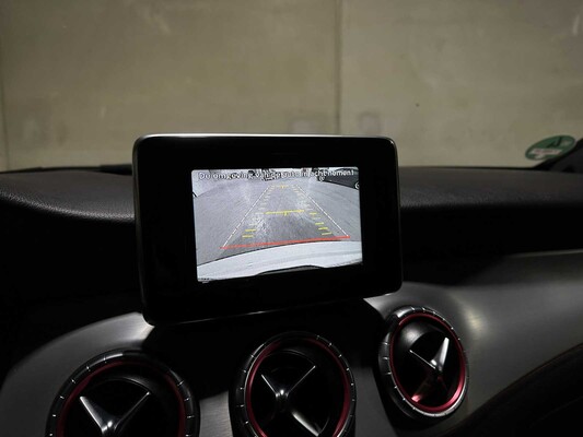 Mercedes-Benz CLA200 Edition 1 CLA-klasse 156pk 2013, 7-SBB-99