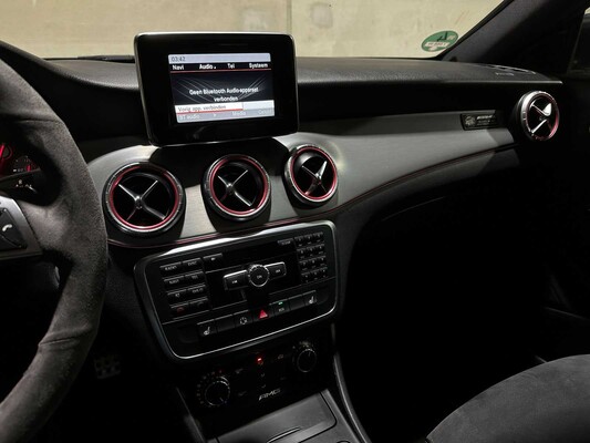 Mercedes-Benz CLA200 Edition 1 CLA-Klasse 156 PS 2013, 7-SBB-99