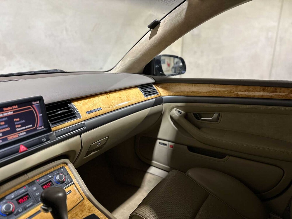 Audi A8 4.2 V8 Quattro Lang Pro Line 335pk 2005, 43-RX-HJ Youngtimer