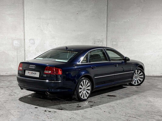 Audi A8 4.2 V8 Quattro Lang Pro Line 335pk 2005, 43-RX-HJ Youngtimer
