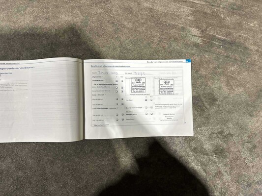 Audi A8 4,2 V8 Quattro Long Pro Line 335 PS 2005, 43-RX-HJ Youngtimer