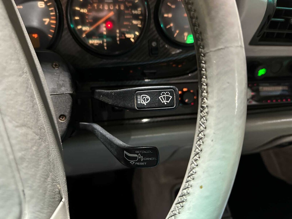 Porsche 911 Carrera 4 3.6 -Automaat- 250pk 1990