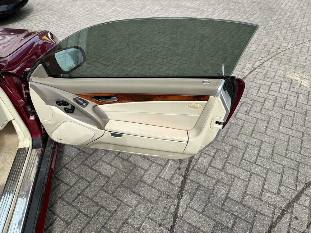 Mercedes-Benz SL550 V8 SL-Baureihe 382 PS 2009