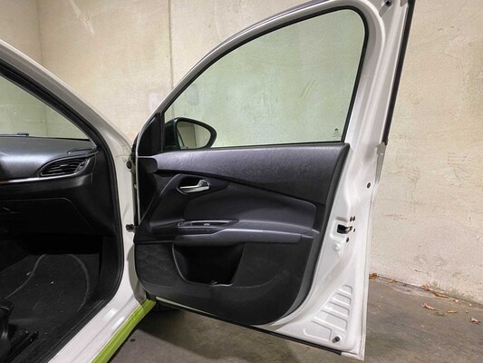 Fiat Tipo Stationwagon 1.4 T 16v S-Design 120pk 2018 (Origineel-NL), TG-666-L