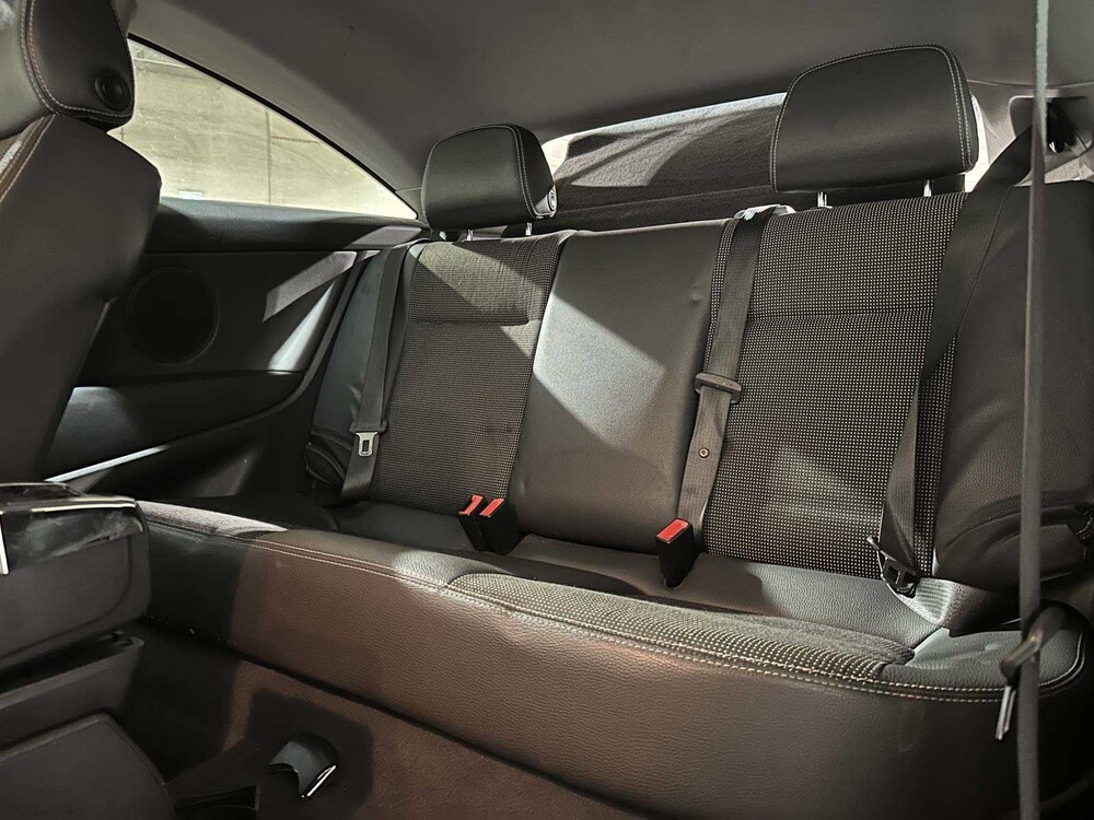 Opel Astra GTC 1.8 Cosmo 140pk 2009 (Origineel-NL), 16-JDN-1