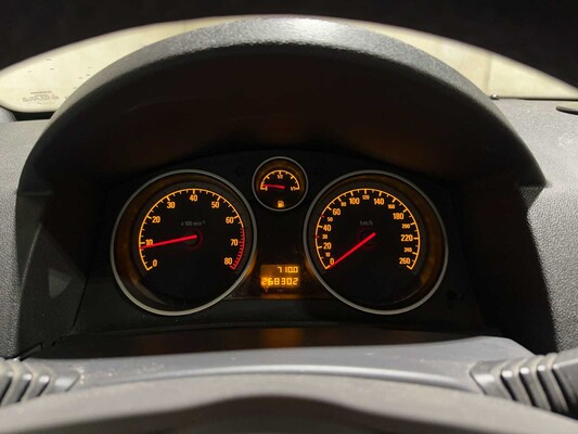 Opel Astra GTC 1.8 Cosmo 140pk 2009 (Origineel-NL), 16-JDN-1