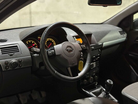 Opel Astra GTC 1.8 Cosmo 140pk 2009 (Origineel-NL), 16-JDN-1