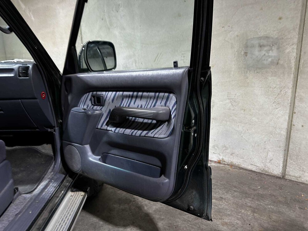 Toyota LandCruiser 90 3.0 HR Blind Van 123pk 2000 (Origineel-NL), 27-VS-NR