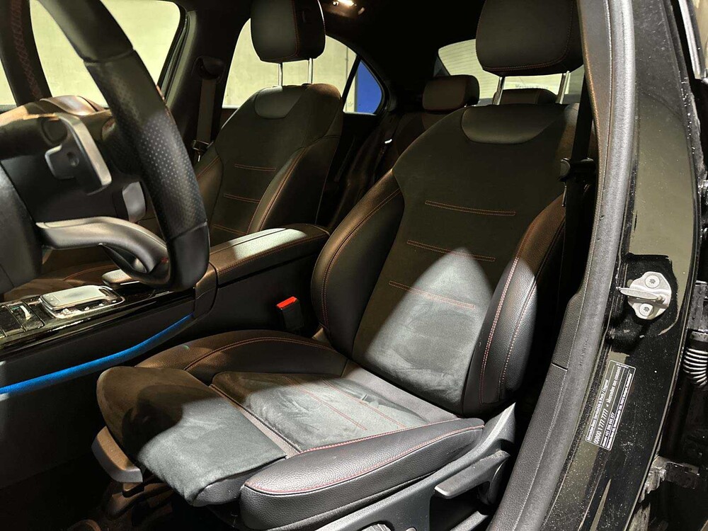 Mercedes-Benz A200 Business Solution AMG A-class 161hp 2020, J-049-DZ