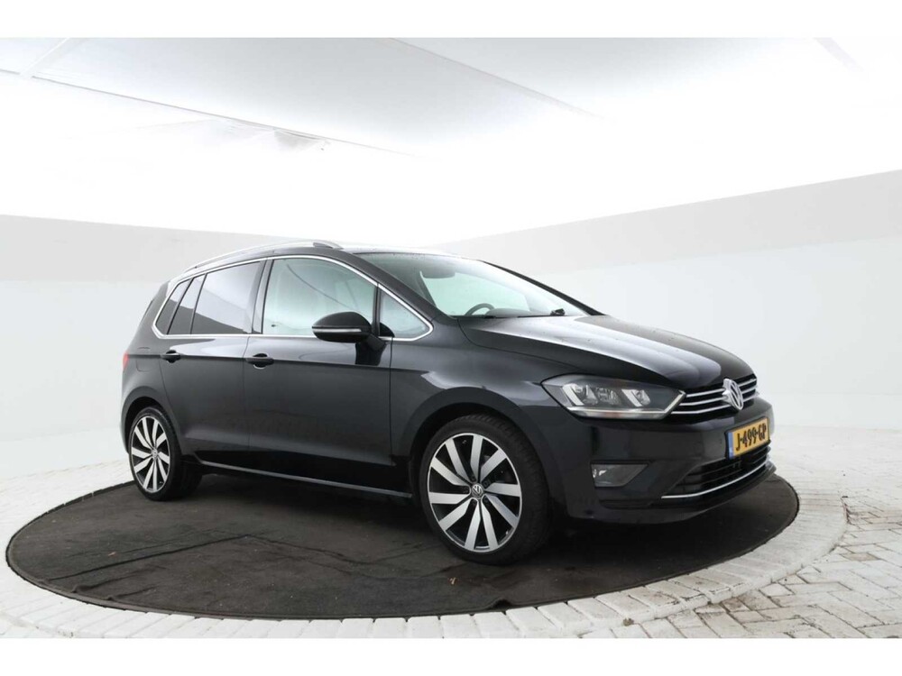 Volkswagen Golf Sportsvan Highline 1.4 TSI 126pk 2017, J-499-GP