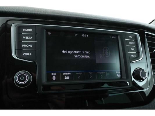 Volkswagen Golf Sportsvan Highline 1.4 TSI 126pk 2017, J-499-GP
