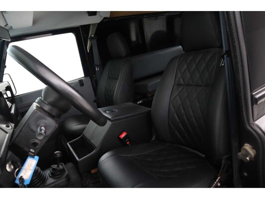 Land Rover Defender Td5 90 2.5 122hp 2000 (Original-NL), 88-VN-VG