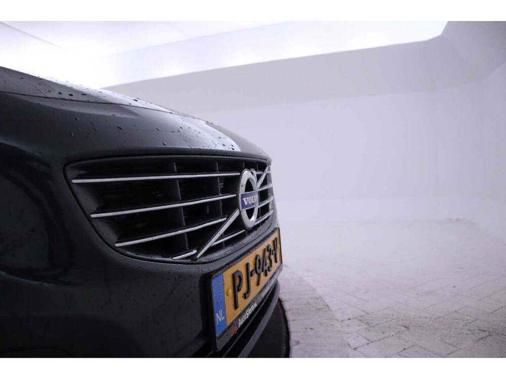 Volvo V60 D6 Twin Engine Summum 2.4 220pk 2016, PJ-943-V
