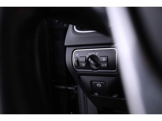 Volvo V60 D6 Twin Engine Summum 2.4 220pk 2016, PJ-943-V