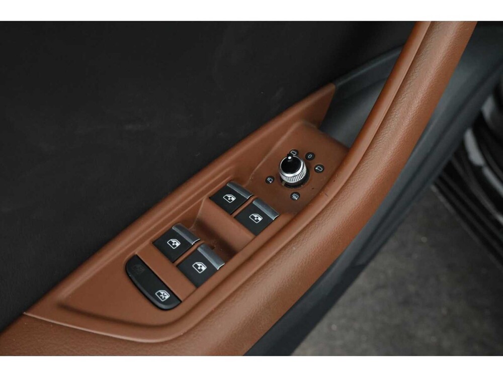 Audi A4 Avant 35 S edition TDI 136pk 2022, JZK-23-J