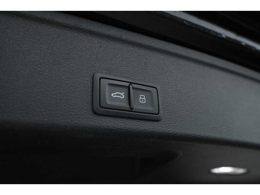 Audi A4 Avant 35 S edition TDI 136pk 2022, JZK-23-J